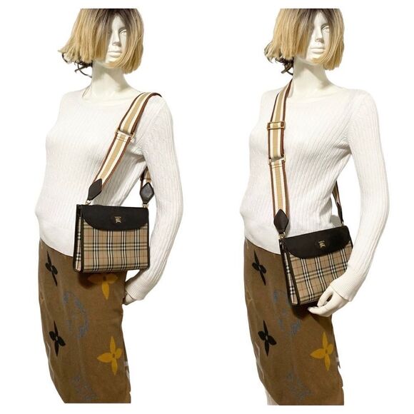 BURBERRYS Nova Check Canvas Leather Clutch/Crossbody - Picture 4 of 17